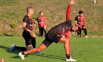 Brasil treina para enfrentar o Cuiabá na arrancada da Série B