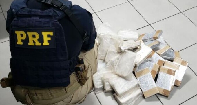 PRF prende traficantes com 41kg de cocaína em Pelotas