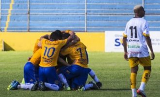 VIRADA SOBRE O LÍDER : Essencial na tabela e na confiança do grupo azul e amarelo