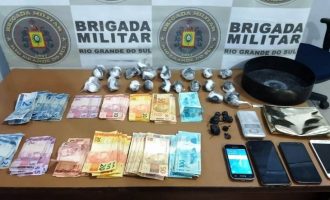 BRIGADA : Traficantes são presos com cocaína