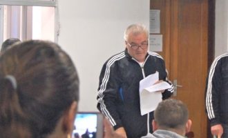 Sindicato dos comerciários contesta decisão da prefeita