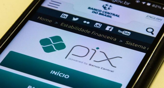 Compras e pagamentos de contas com Pix batem recorde em março