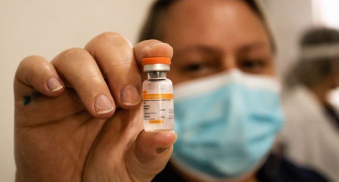 Estado poderá comprar vacinas diretamente