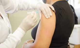 Mais de 16 mil vacinas contra Covid-19 já foram aplicadas em Pelotas