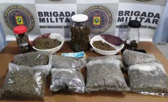 BRIGADA : Flagrante para tráfico de drogas no Obelisco