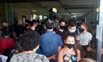 Vacinação para profissionais da saúde é suspensa