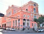 Sarau Literário no Clube Caixeiral Pelotas reúne escritores
