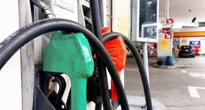 NAS DISTRIBUIDORAS : Preço da gasolina sobe de R$ 3,09 para R$ 3,24, por litro