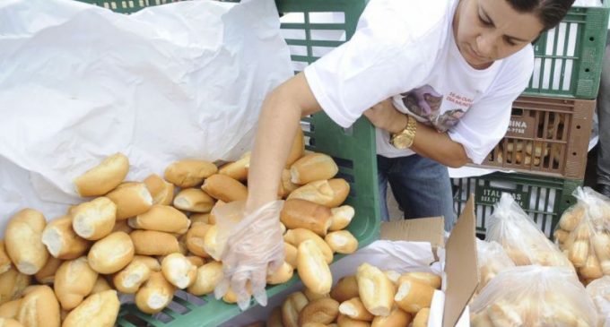 Preço do pão francês deverá ser fixado próximo ao balcão de  venda