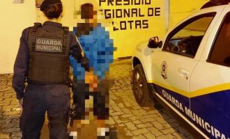 GUARDA MUNICIPAL :  Homem é preso após furtar  carro, fugir e causar acidente