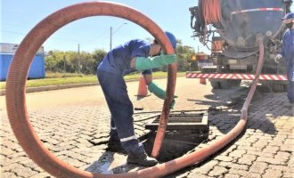 DUNAS E LARANJAL  : Sanep desobstrui rede de drenagem