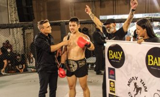 Douglas Menna garante cinturão de kickboxing em Rio Grande