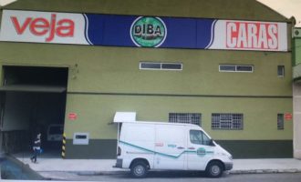 DISTRIBUIÇÃO : Diba completa de 30 anos