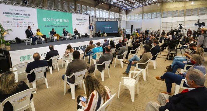 Primeiro dia da 95ª Expofeira Pelotas celebra a volta do público