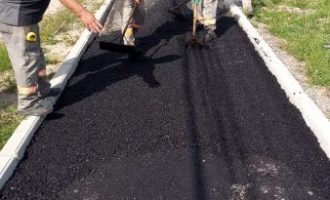 Nova ciclovia na avenida Ildefonso Simões Lopes é asfaltada