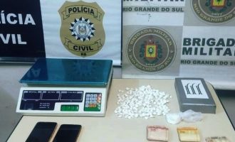 TRÁFICO :  Apreensão de cocaína na Guabiroba