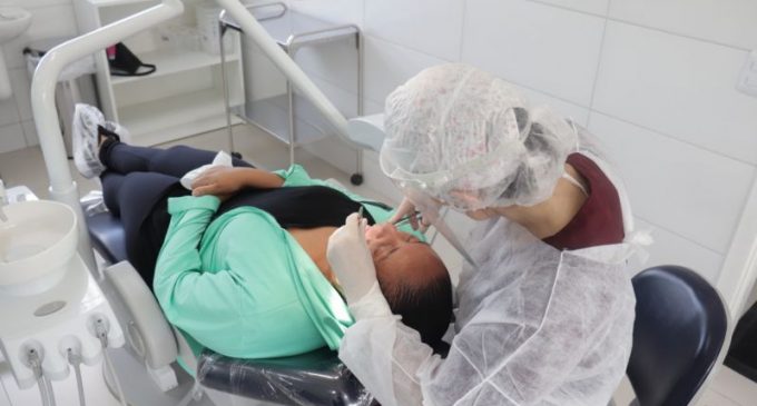 Pacientes internados com Covid recebem atendimento odontológico