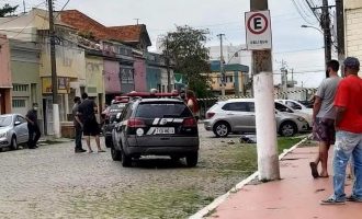 Comerciante reage e  ladrão morre alvejado