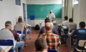 SISTEMA PRISIONAL  : Apenados participam de curso