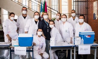 Pelotas anuncia ampliação de idade para terceira dose