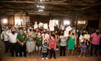 Prefeita entrega regularização no Obelisco