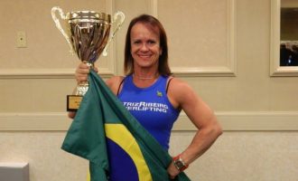 PELOTENSE EM ALTA  : Beatriz Ribeiro brilha com quatro medalhas no Mercosul de Atletismo Máster