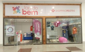 Aapecan promove doação de lenços na Loja do Bem no Shopping Pelotas