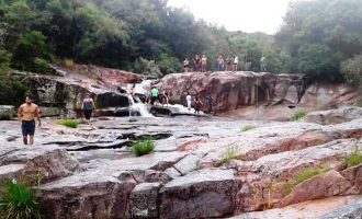 PÉ NA TRILHA SUL : Caminhada de 8km e visita à  cachoeira no Arroio do Padre