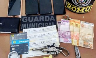 GUARDA MUNICIPAL :  Casal é preso com arma  no Recanto de Portugal