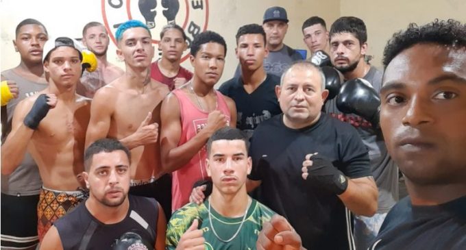 POR GRANDES FEITOS : Equipe Kito em preparação para Campeonato Gaúcho de Boxe