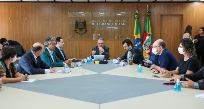 Governador recebe representantes de entidades do funcionalismo para tratar sobre reajuste salarial