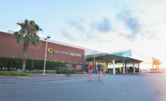 Shopping  inaugura vagas de estacionamento para autistas