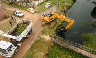Sanep limpa canais em preparação para o inverno
