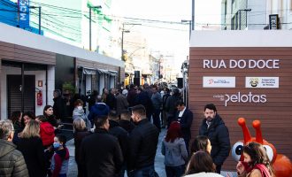 Rua do Doce é inaugurada no Centro