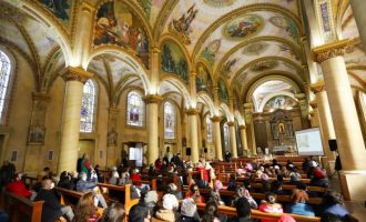 Nave central da Catedral de Pelotas começa a ser restaurada