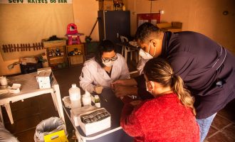 Município aplica testes para doenças e orienta sobre hepatites virais