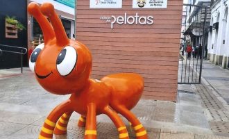 Afinal, quem criou essa simpática formiguinha?