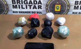 SISTEMA PRISONAL : BM flagra dupla que  arremessava drogas