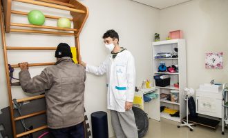 Com mais de 1.200 pacientes em espera, Serviço de Fisioterapia do Município irá atender 190 pessoas por mês