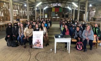 Tour Maria da Penha começa na Escola Municipal Crochemore