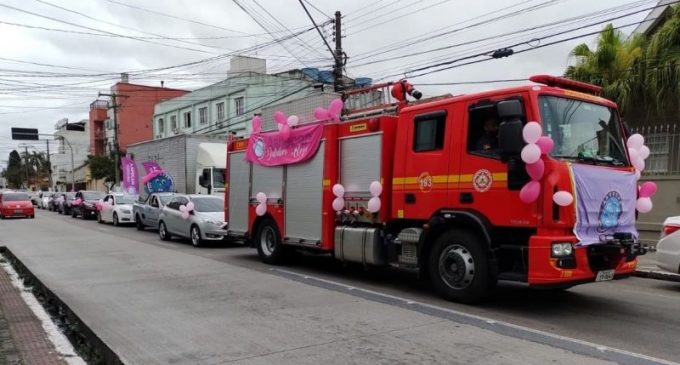 Carreata da Aapecan abre o Outubro Rosa