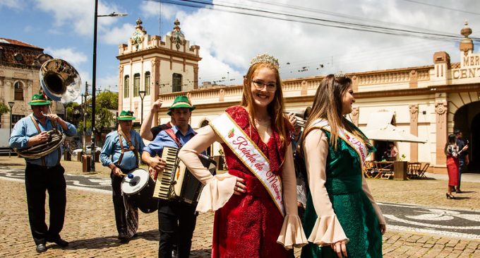 6ª Feira Municipal do Morango é aberta oficialmente