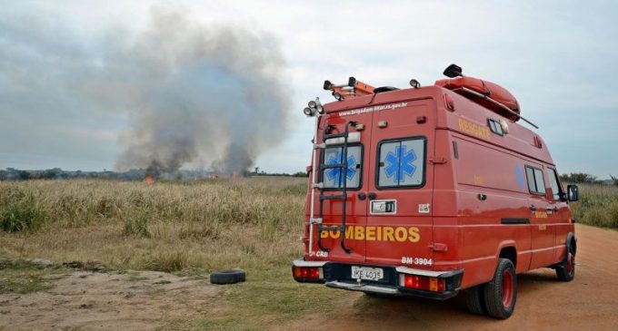 Bombeiros alertam para risco alto de incêndio em vegetação