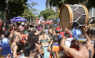 Carnaval não é feriado nacional e empresas não são obrigadas a oferecer recesso