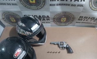 4° BPM prende homem por porte ilegal de arma de fogo em Pelotas
