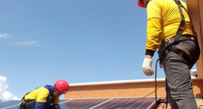 Energia solar em risco: aumento de impostos pode fazer setor perder R$ 97 bilhões em investimentos