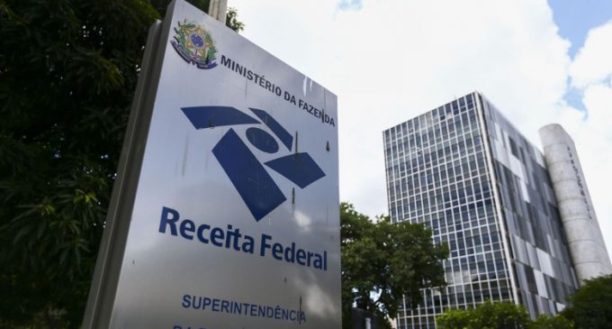 Arrecadação de impostos segue subindo e atinge R$ 158,9 bilhões em fevereiro