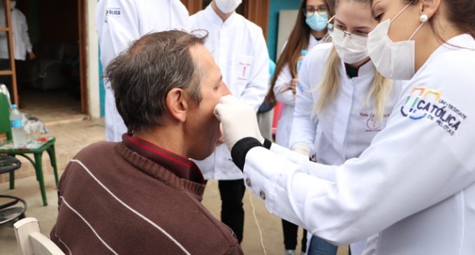 Curso de Odonto da UCPel desenvolve atividades para alertar sobre o câncer de boca