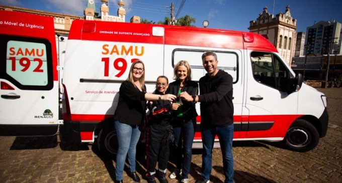 Cidade recebe nova ambulância para o Samu