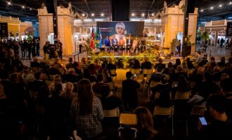 Cerimônia de abertura da 29ª Fenadoce homenageia doceiras e celebra a infância